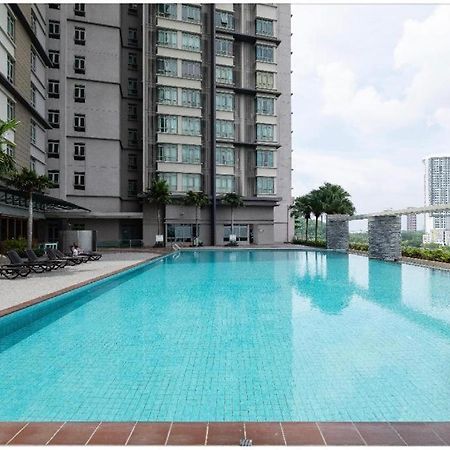 Shaftsbury Residence Cyberjaya With A Pool & Free Parking المظهر الخارجي الصورة